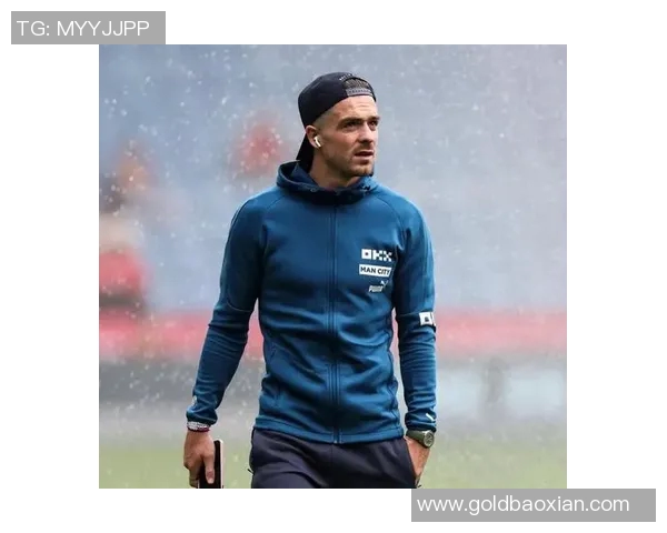 足球明星穿搭风尚展现正装魅力与运动精神的完美结合 足球明星穿搭风尚展现正装魅力与运动精神的完美结合