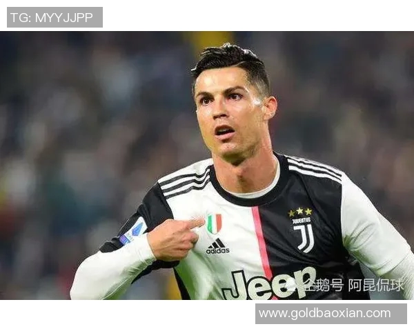 足球明星居家隔离生活揭秘卷纸使用技巧与趣事分享