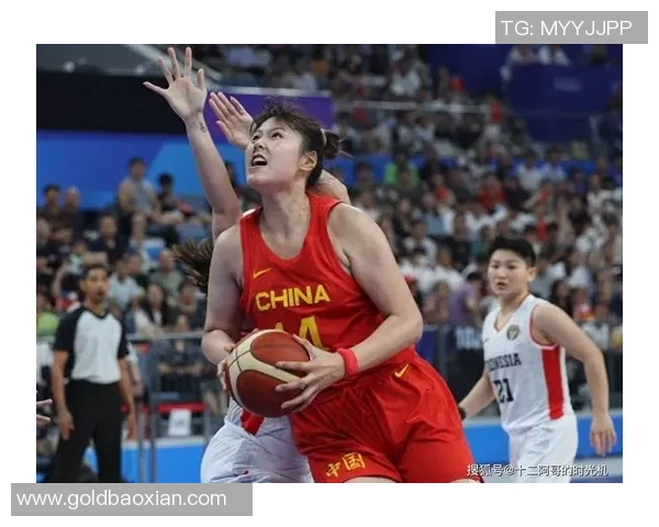 女明星们的篮球魅力大揭秘她们如何在球场上展现风采与实力